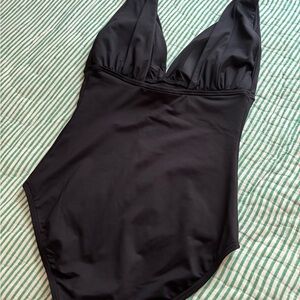 Carmen Marc Valvo One Piece Swimsuit Size 8 NWOT